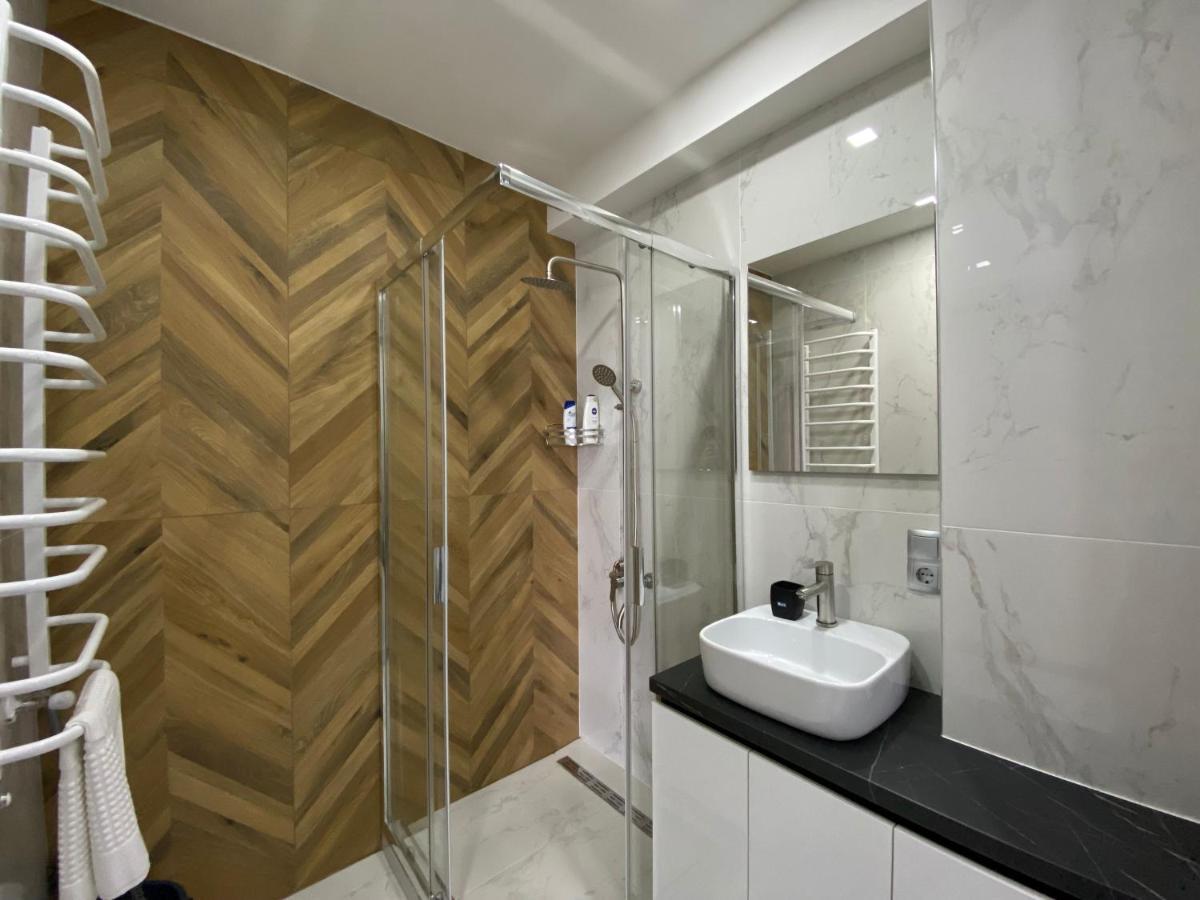 Minimalist Style Apartment With Best Location Chisinau Exterior foto